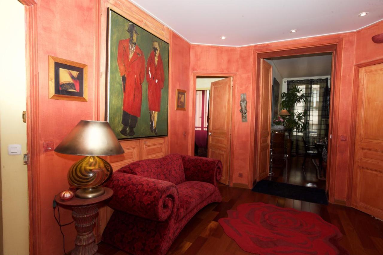 Chambres D'Hotes Le Regent Hyeres Exterior photo